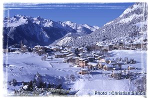 Photo : Christian Simon / Le Village d'Aussois sous la neige